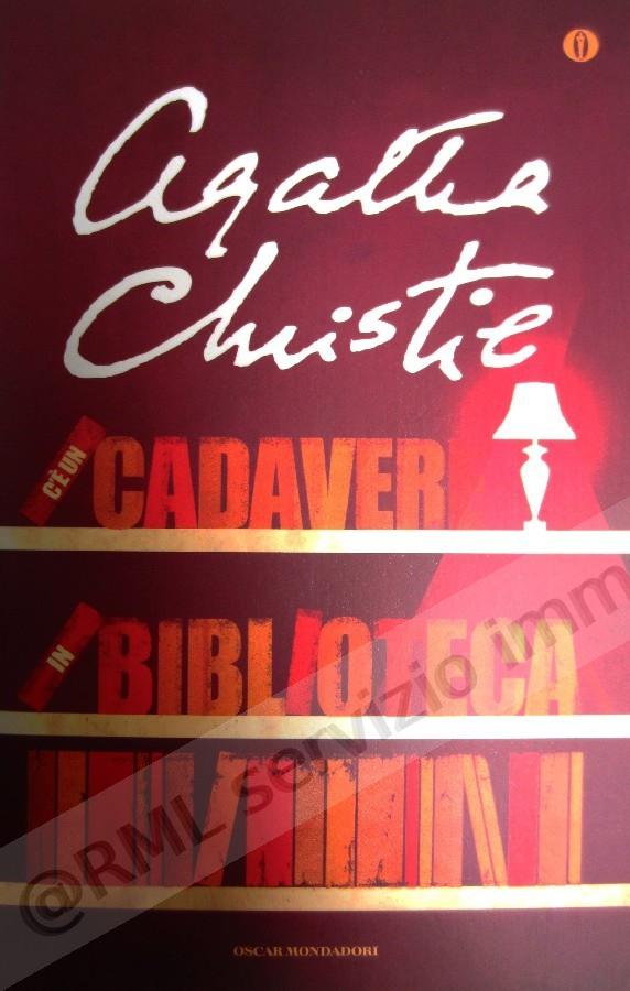 C'E' UN CADAVERE IN BIBLIOTECA