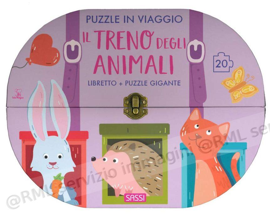 animalis on a train, Libro...