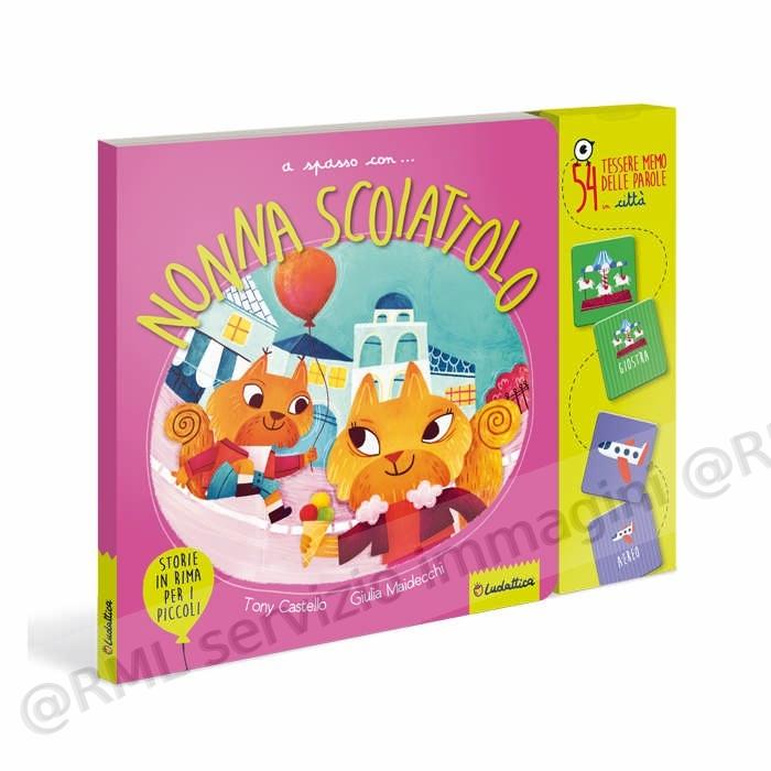 A SPASSO CON NONNA SCOIATTOLO